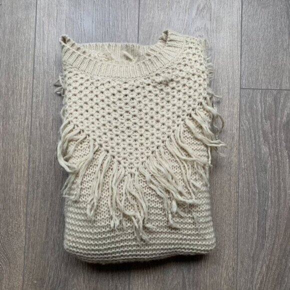 Forever 21 Women’s Chunky Knit Sweater Pullover beige Fringe detail Size Medium - Picture 7 of 16
